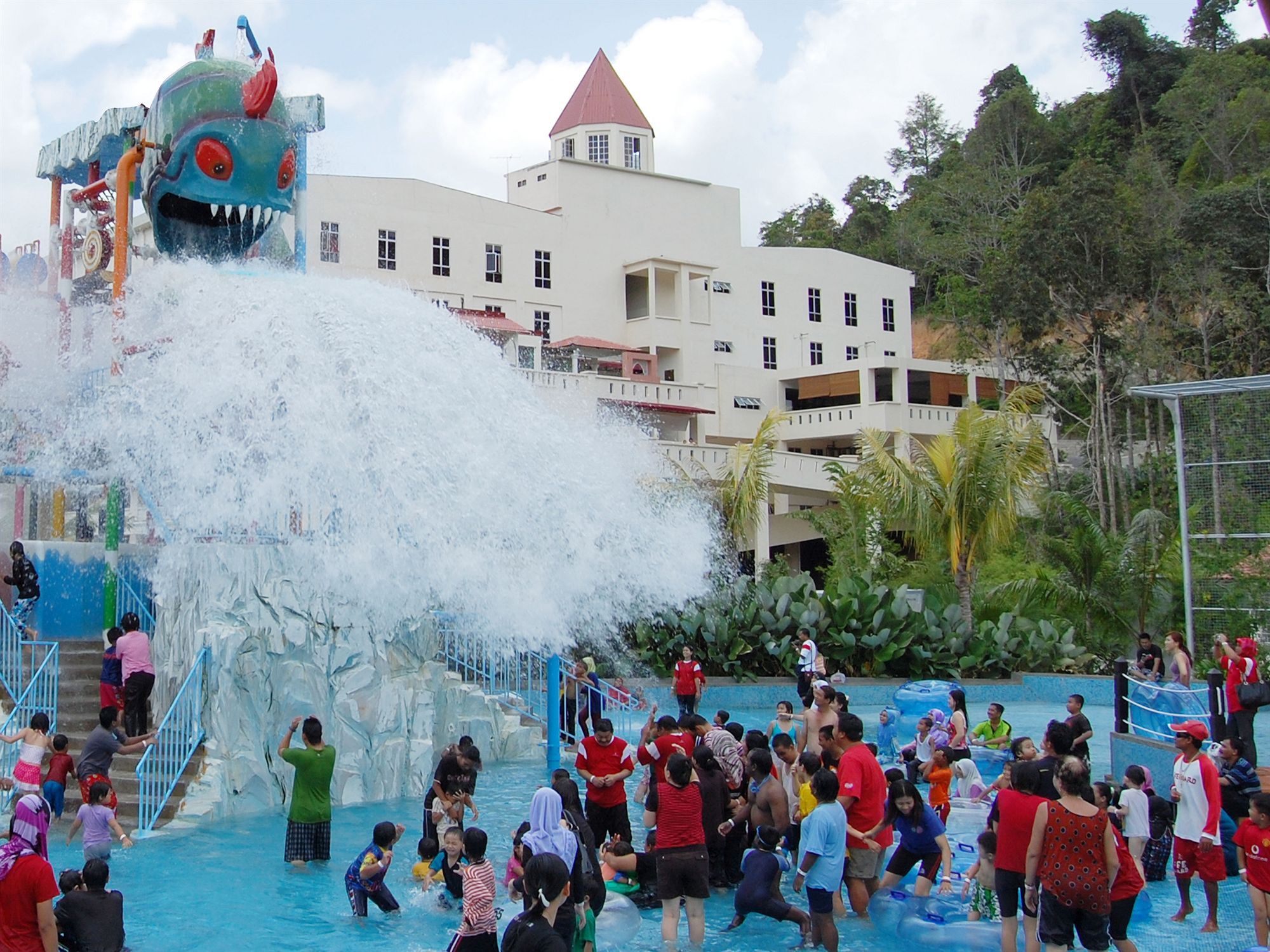 Caribbean Bay Resort @ Bukit Gambang Resort City Екстериор снимка